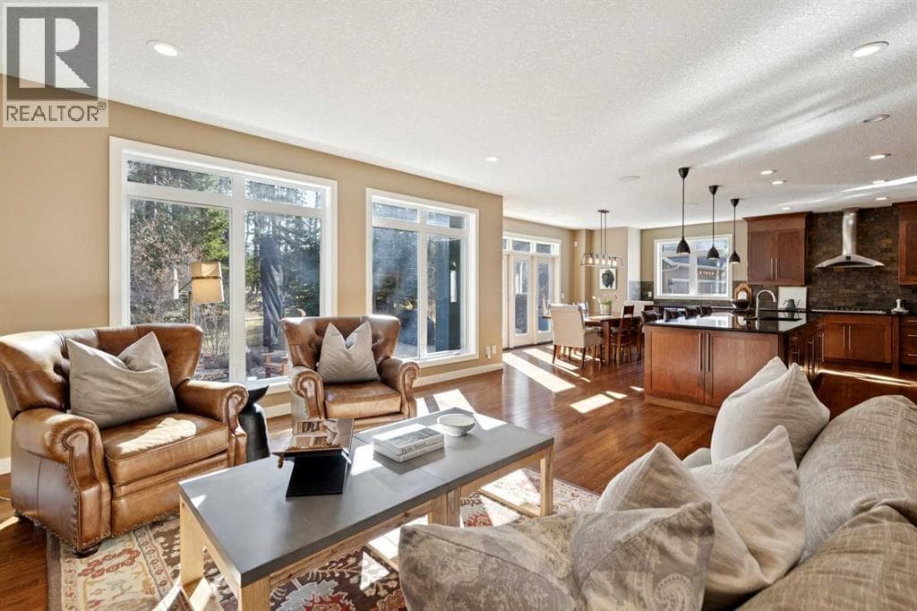 307 Hawk's Nest Hollow — photo 4