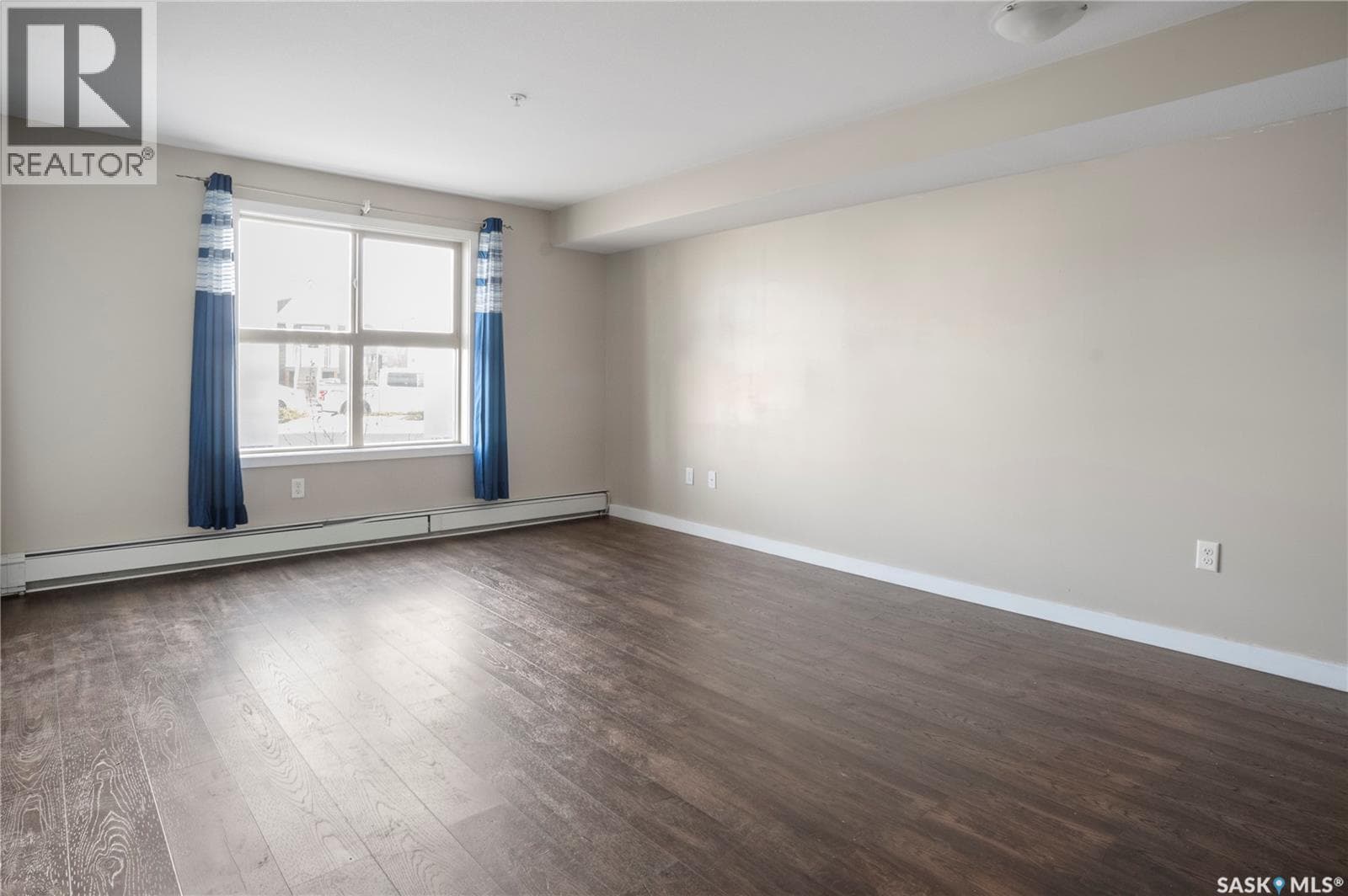 2110 5500 Mitchinson WAY — photo 5