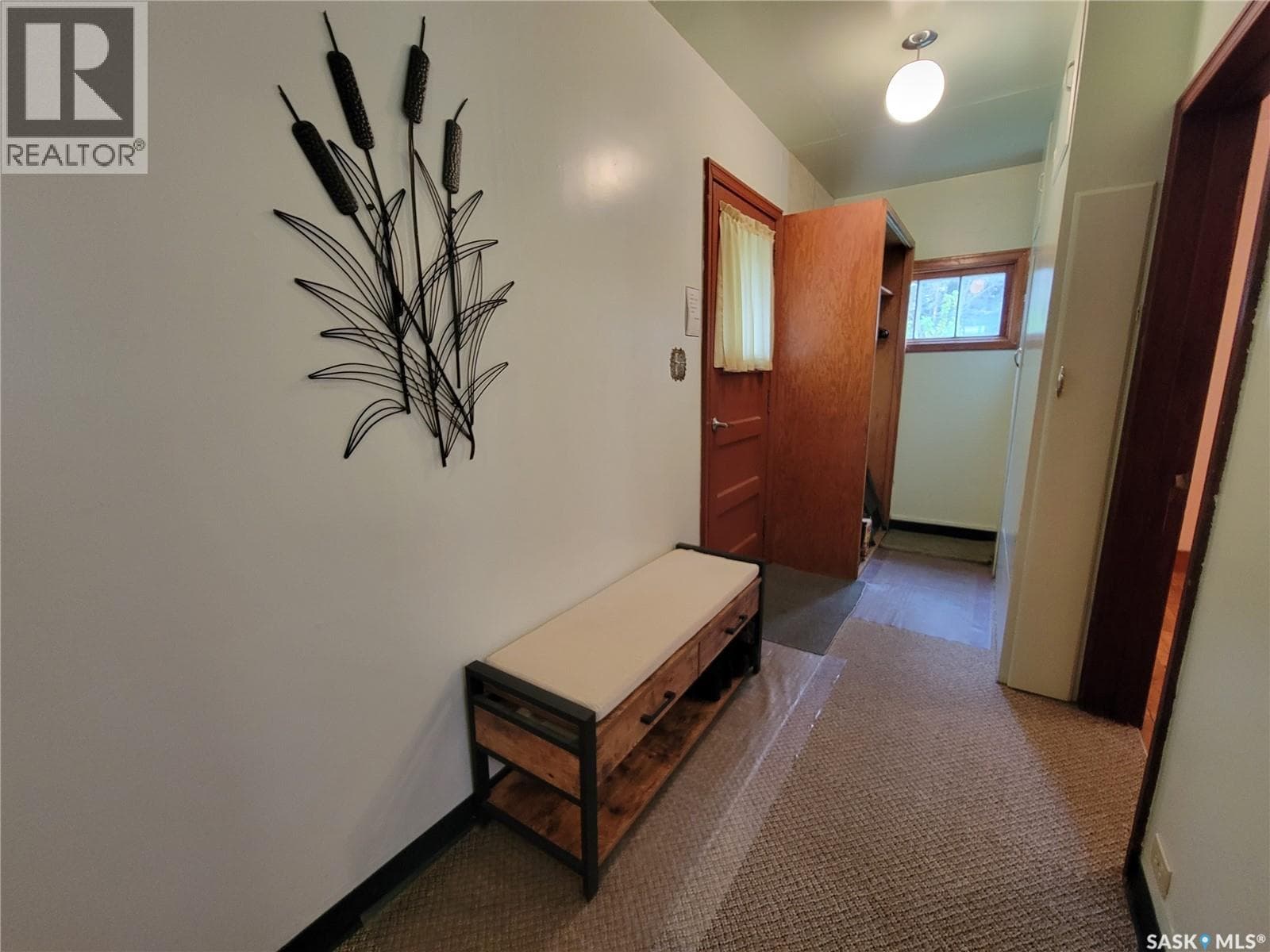 106 Railway AVENUE E — photo 5
