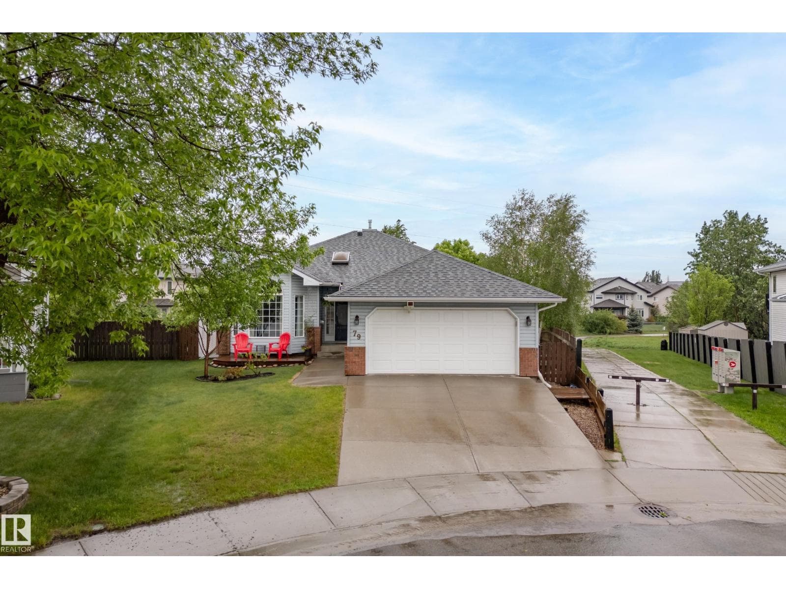 79 CHARLTON CR
