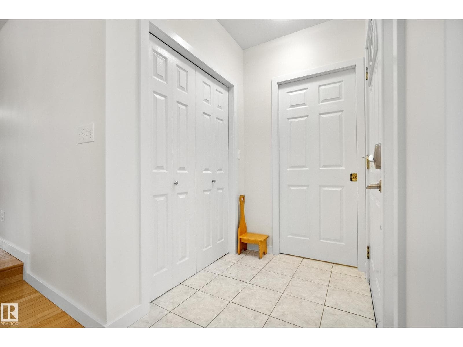79 CHARLTON CR — photo 4