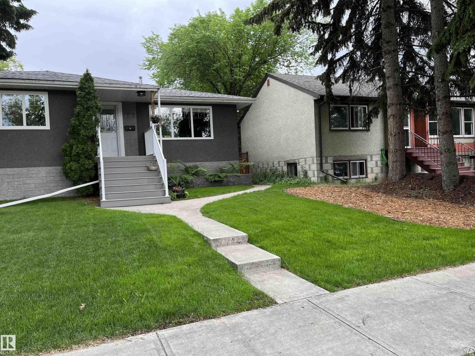 9815 68 AV NW — photo 2