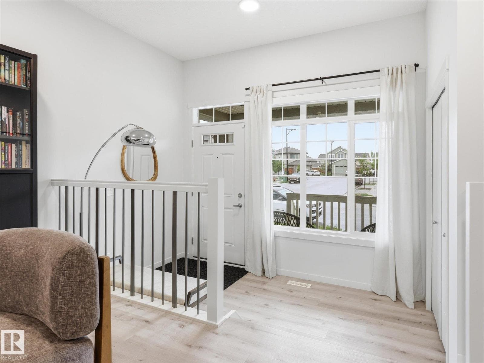 14 DANIEL ST — photo 4