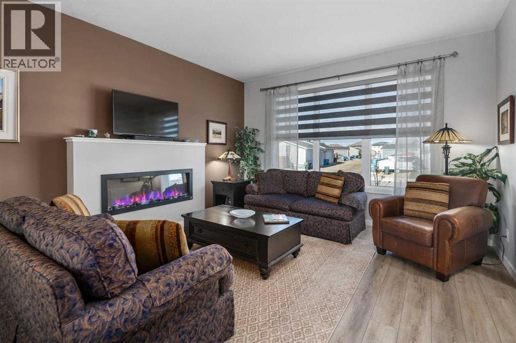 395 Magnolia Drive SE — photo 3