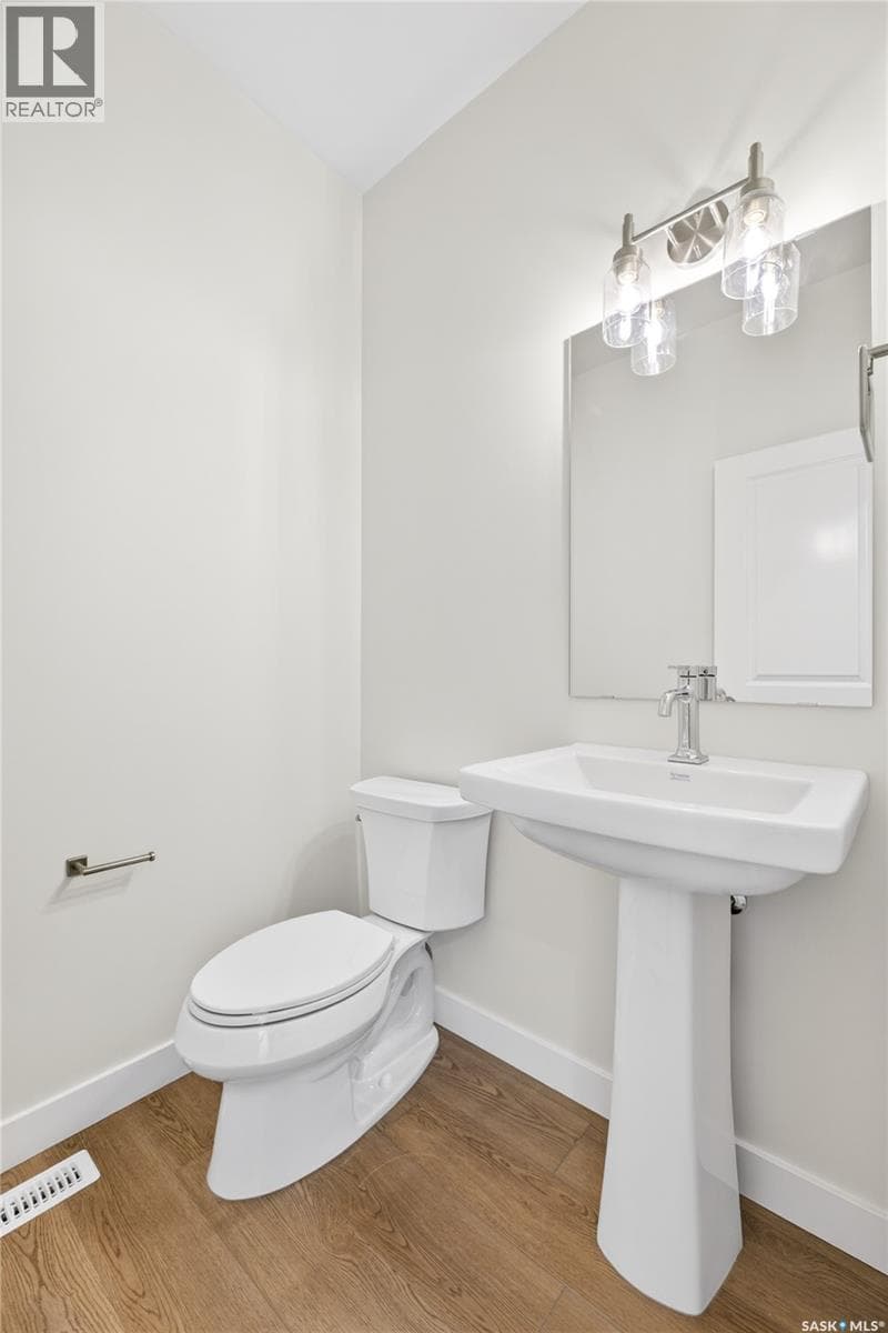 134 Emma CRESCENT — photo 5