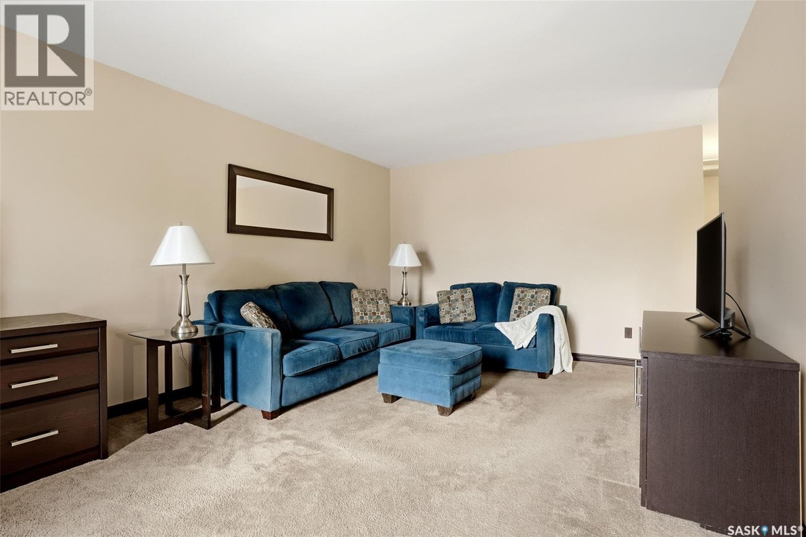 7122 Lawrence DRIVE — photo 4