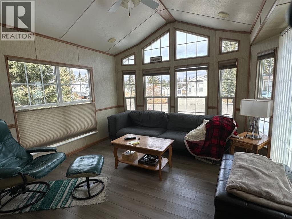 48 Coyote Creek — photo 4
