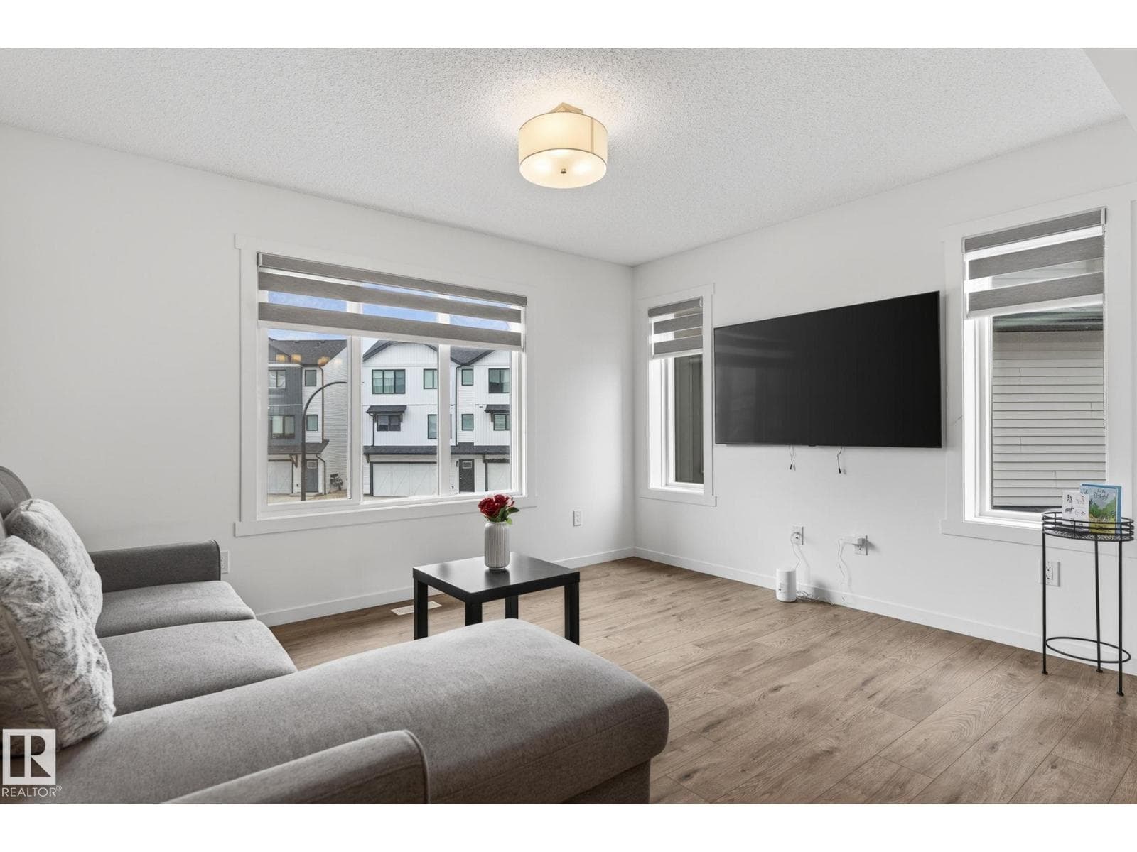 #44 1025 SECORD PM NW — photo 4