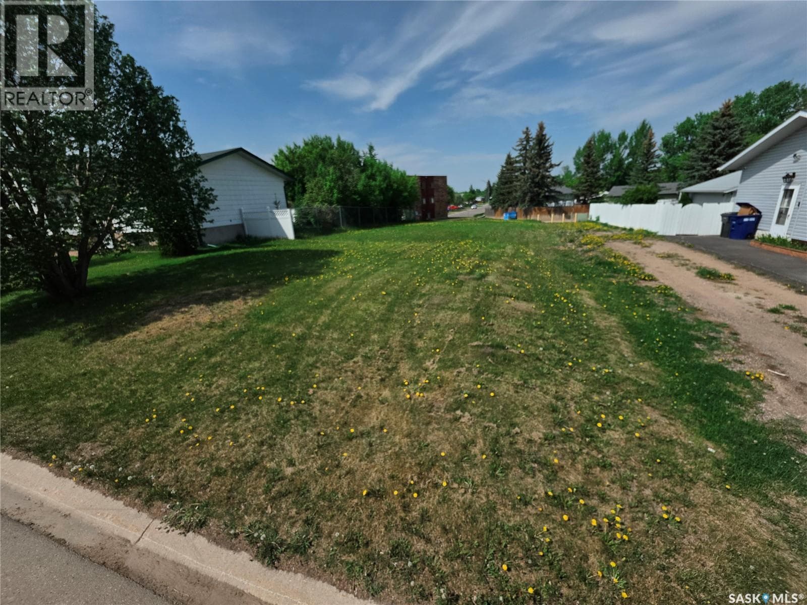 37 Dunfield CRESCENT — photo 2