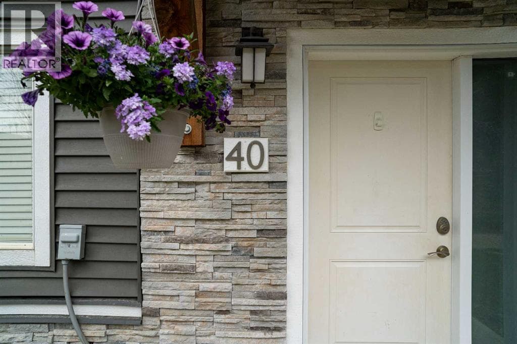40, 141 Fontaine Crescent — photo 3