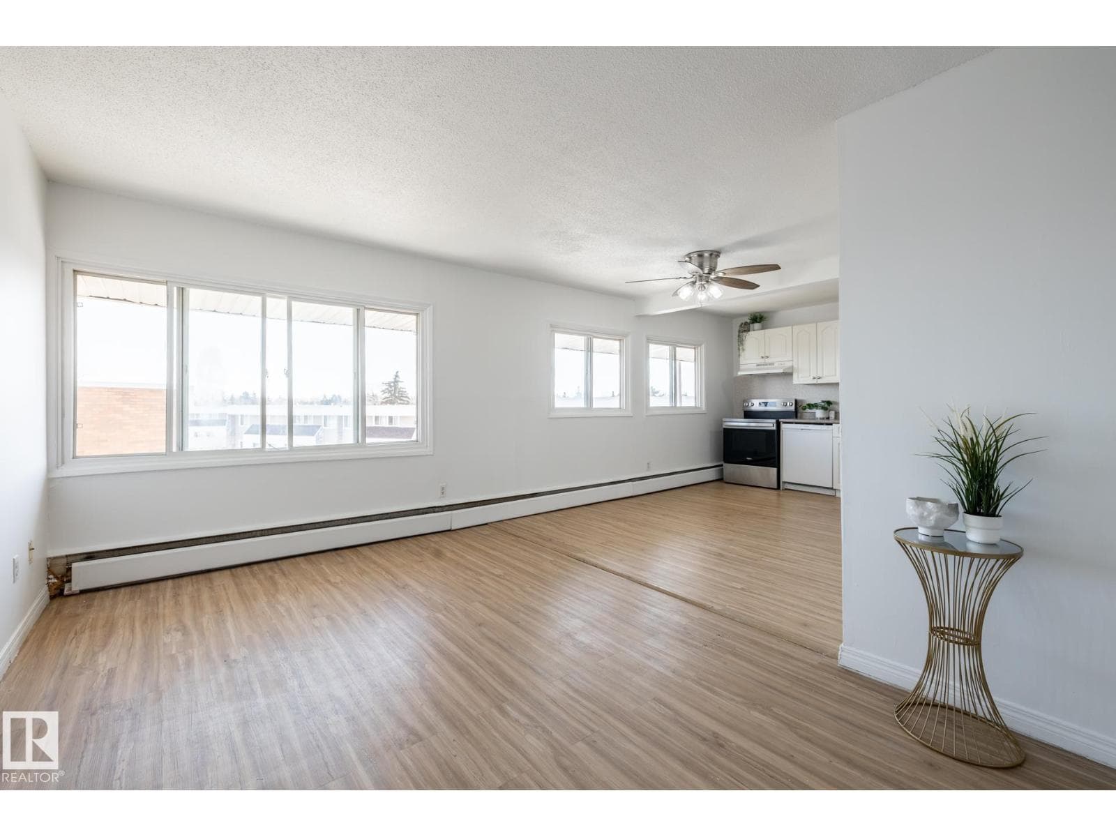 #502D 2908 116A AV NW — photo 2