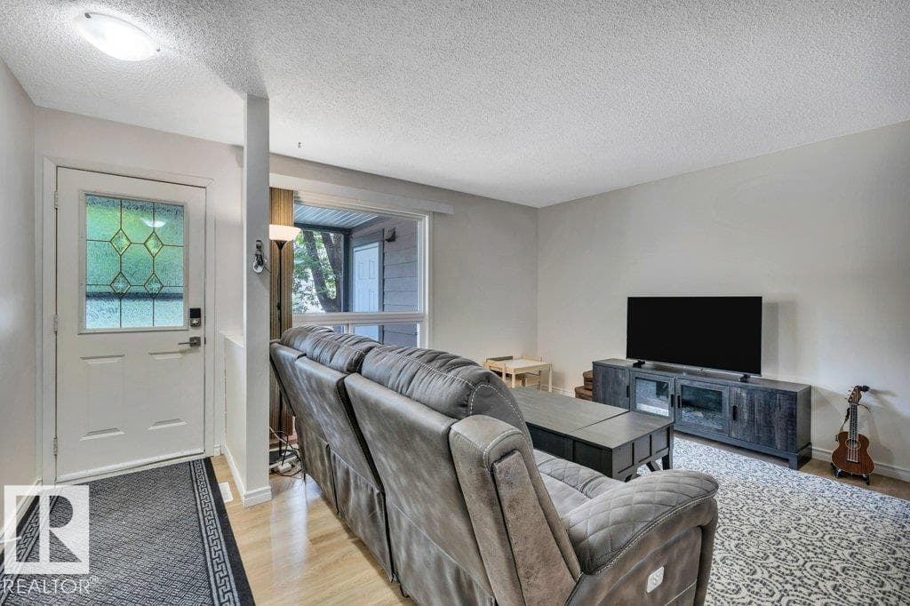 #107 70 WOODLANDS RD — photo 4