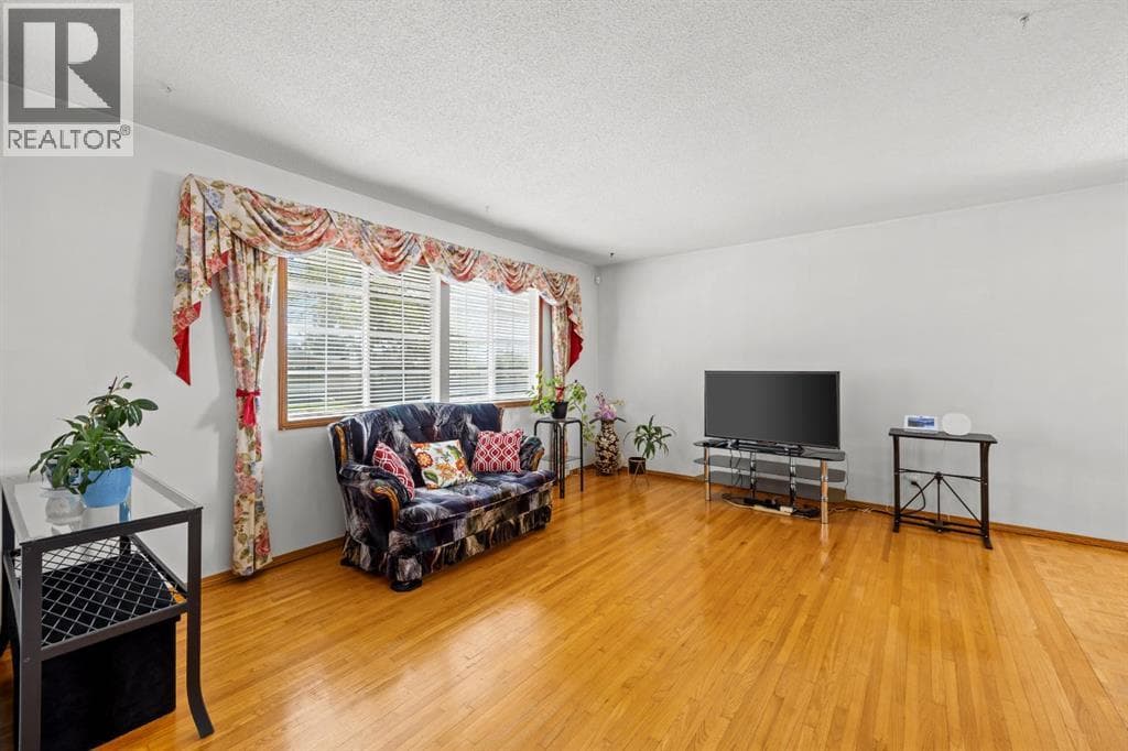 1307 Radisson Drive SE — photo 3