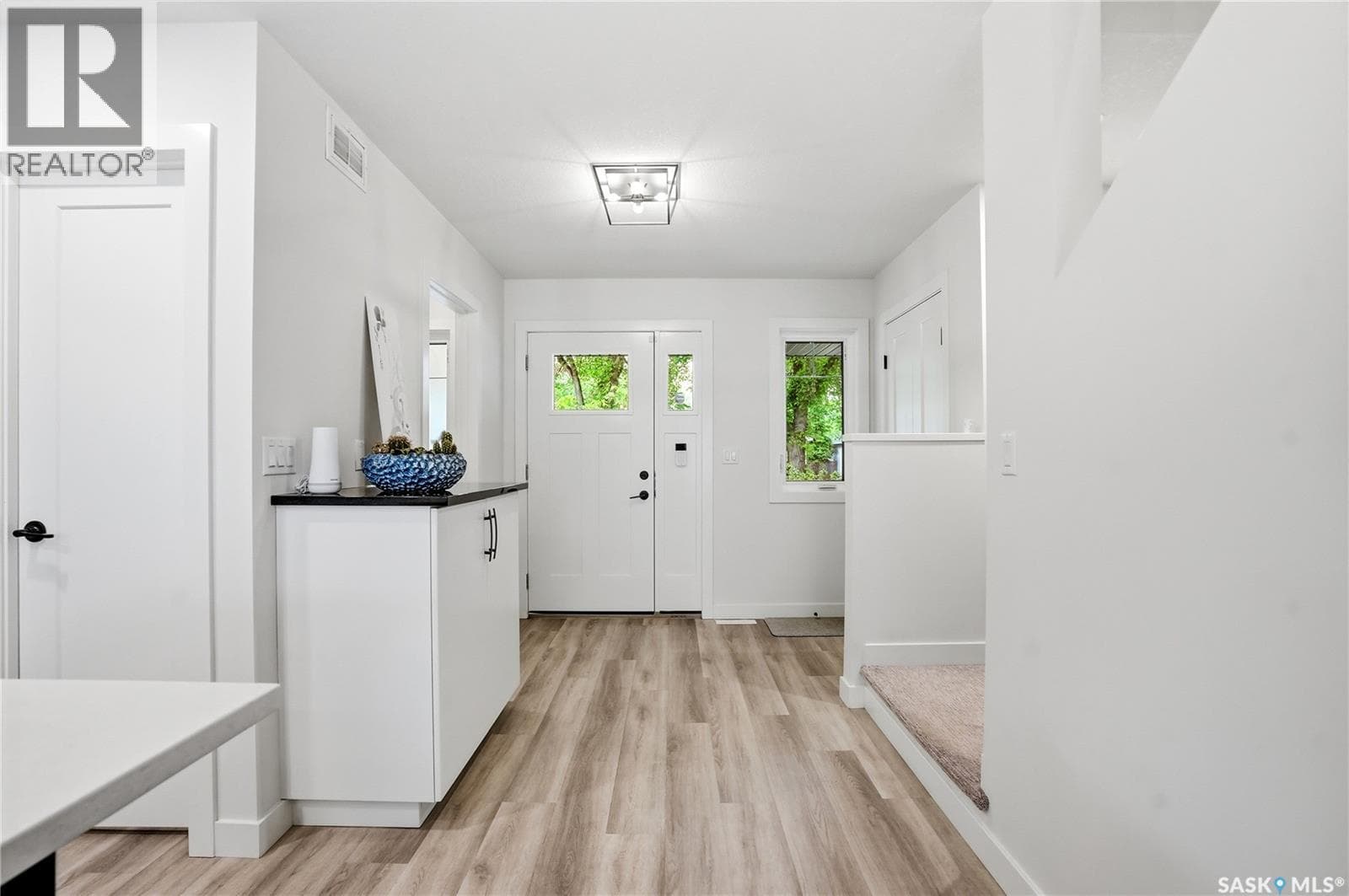 1719 Lorne AVENUE — photo 4