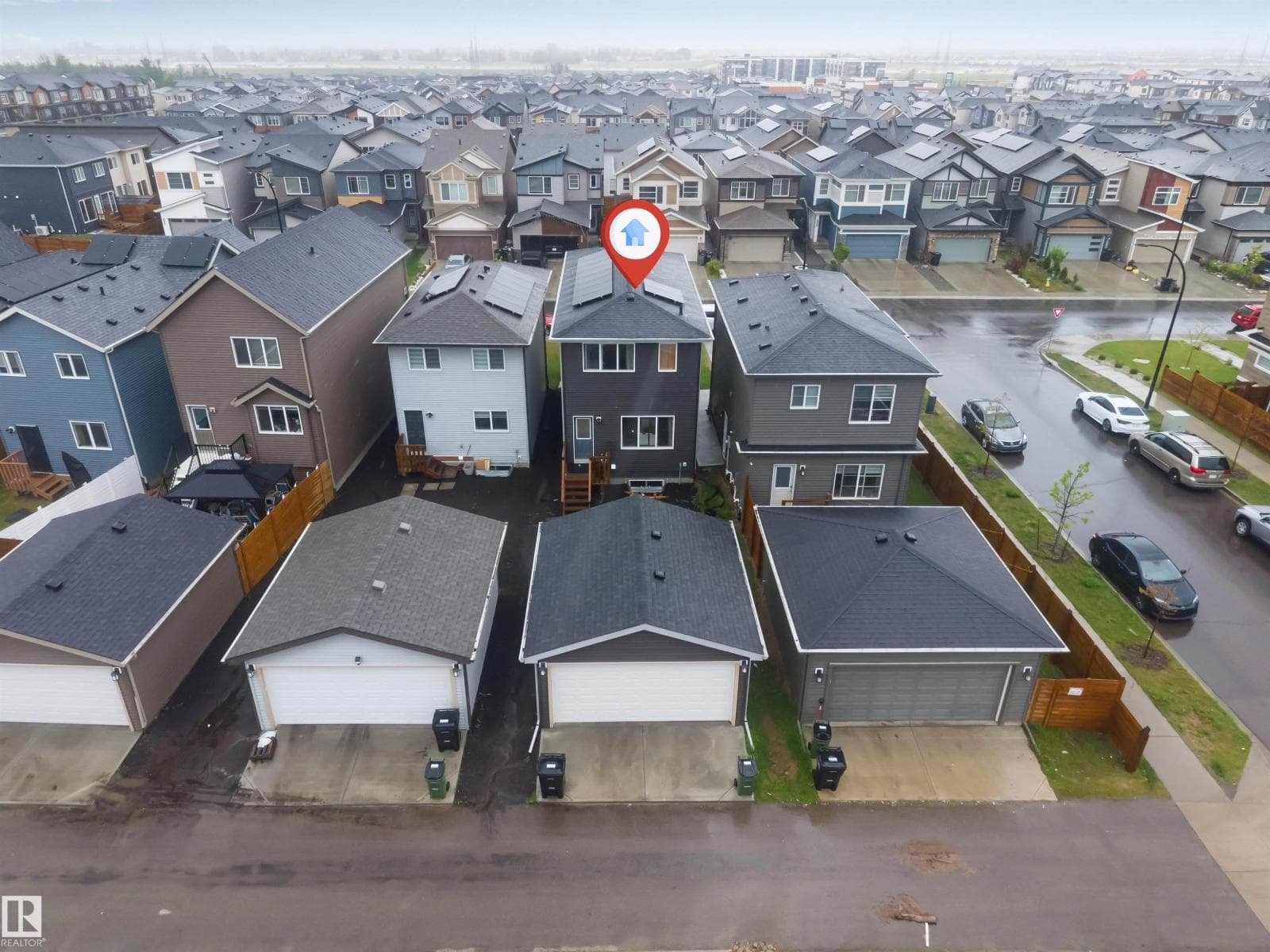 3607 6 AV SW — photo 3