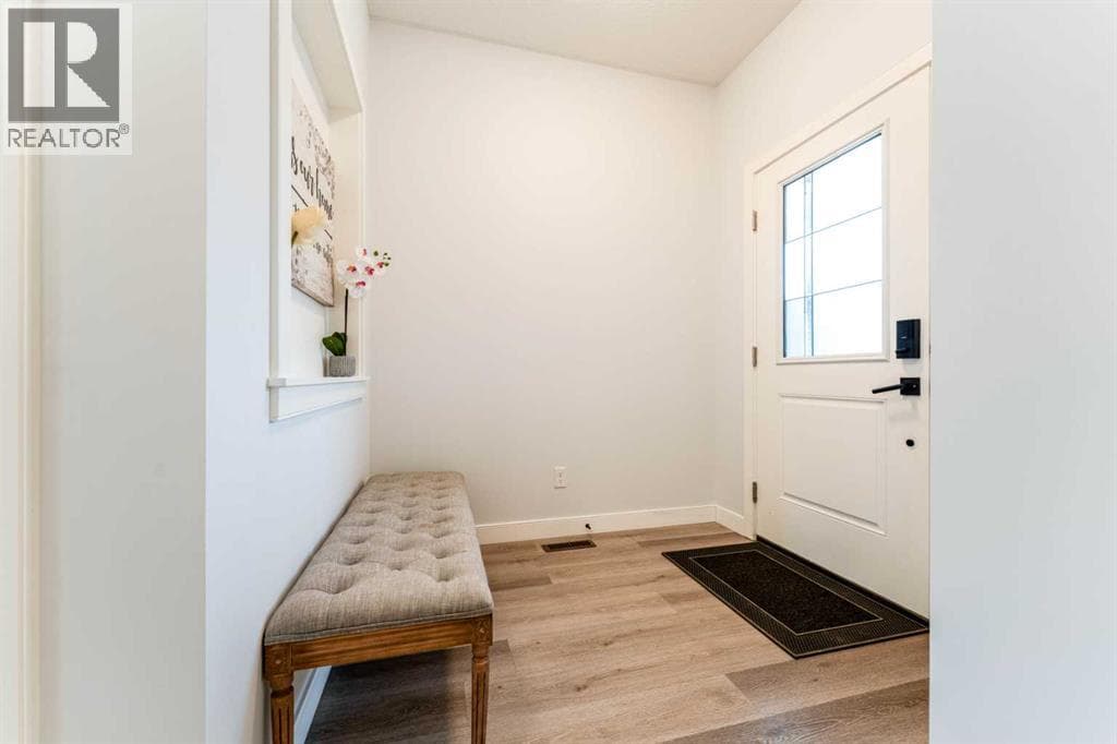 54 Evansfield Green NW — photo 3