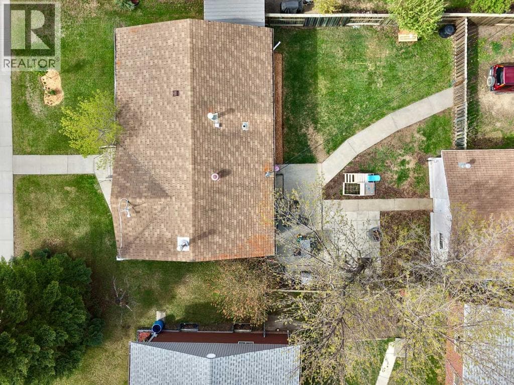 8515 97 Street — photo 3