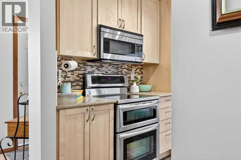 886 Erin Woods Drive SE — photo 4
