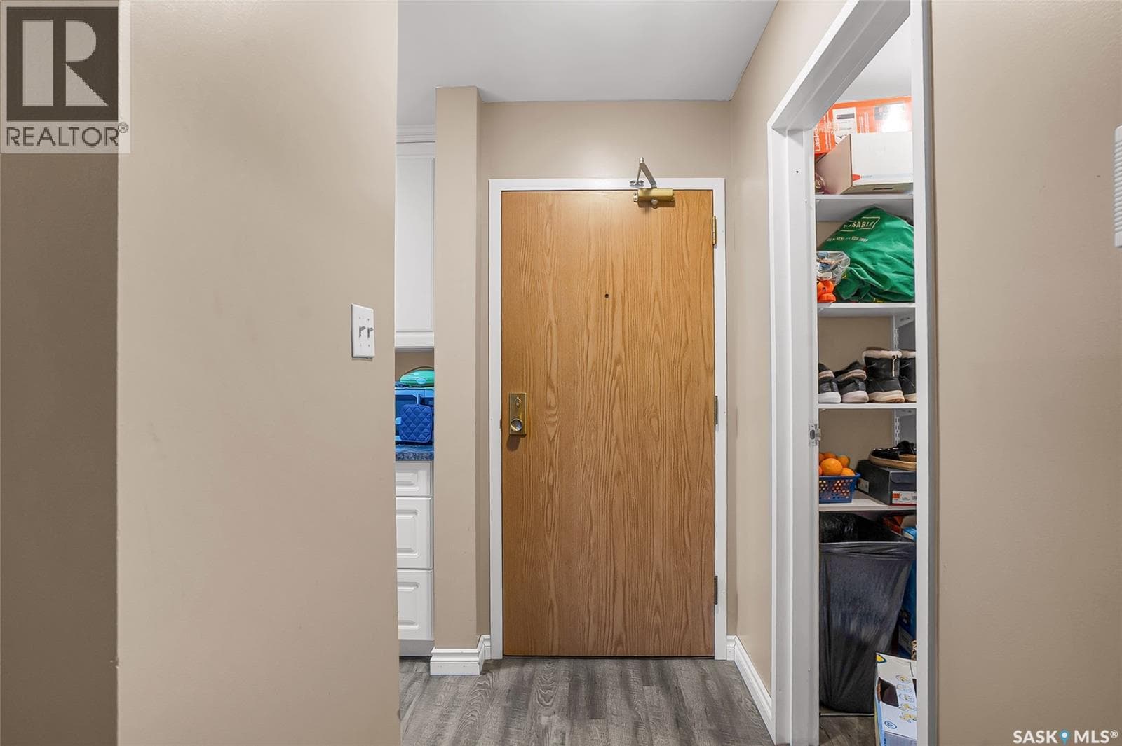 612 310 Stillwater DRIVE — photo 3