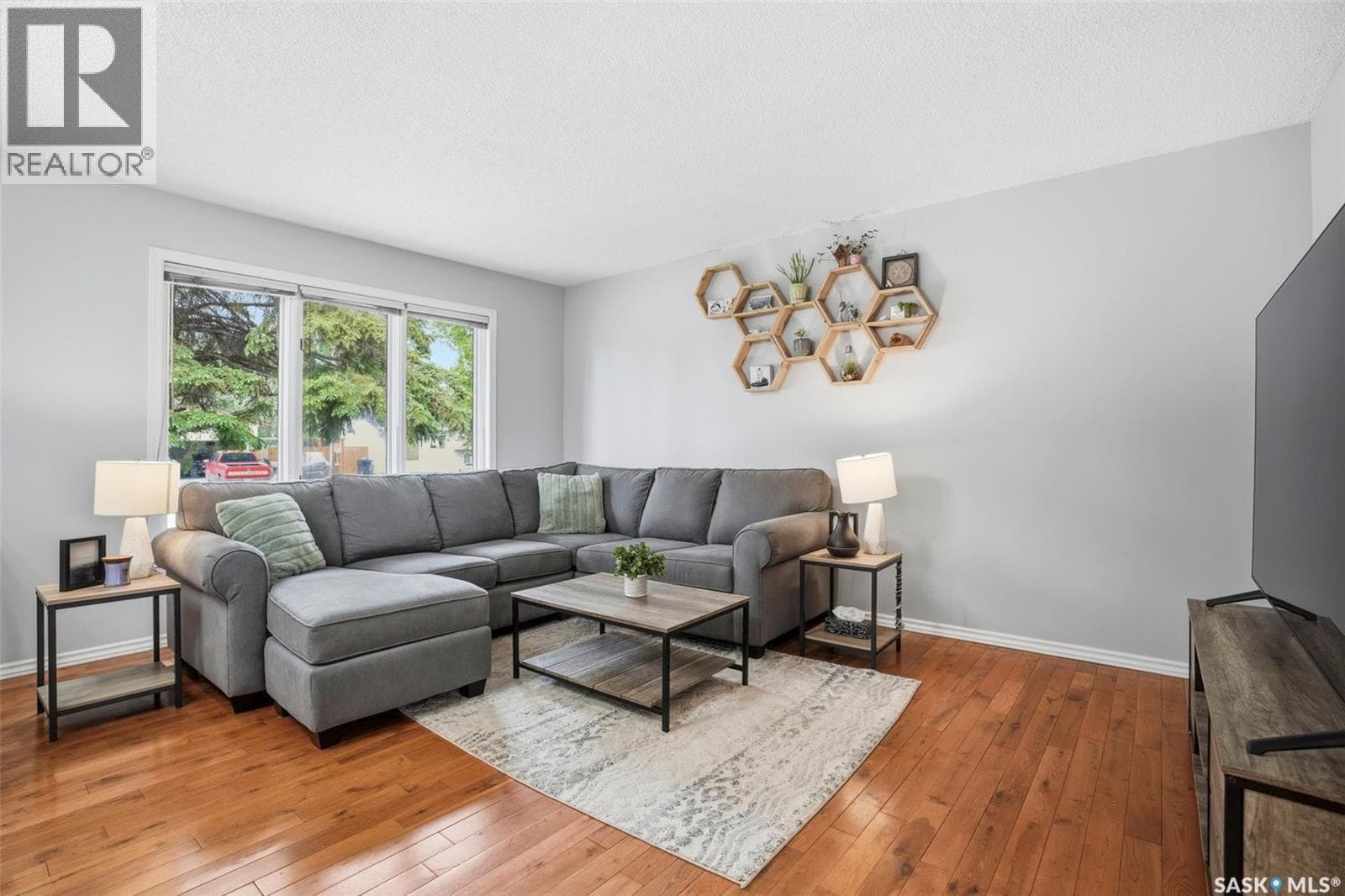 143 Adilman DRIVE — photo 4