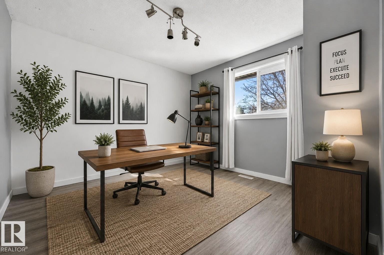 105 MISSION AV — photo 4
