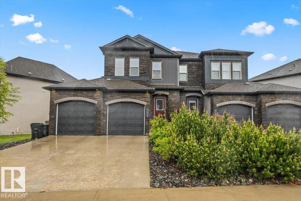 107 GILMORE WY