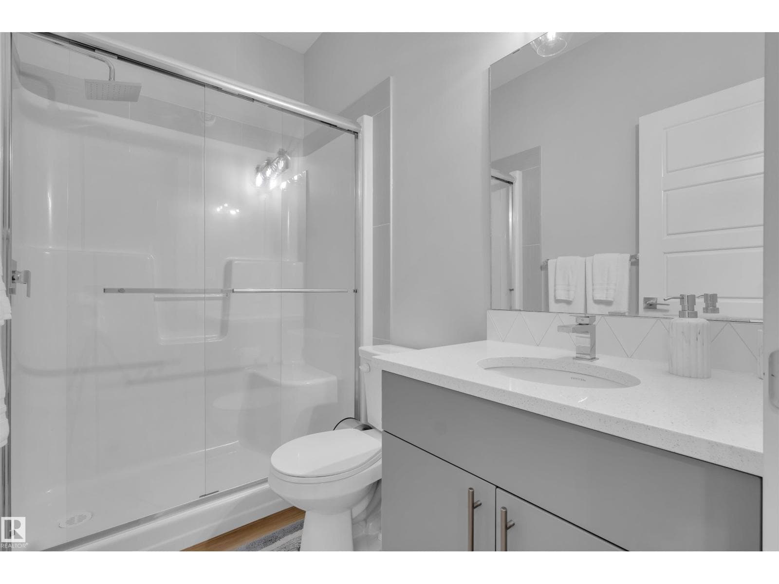 1616 157 ST SW — photo 3