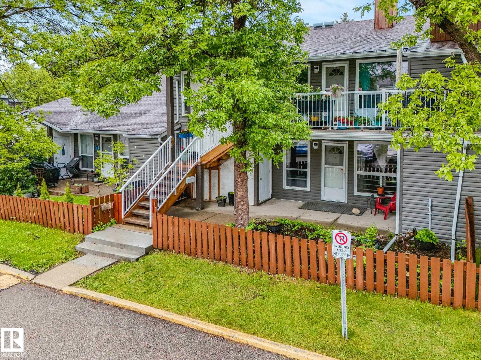 #57 3111 142 AV NW — photo 3