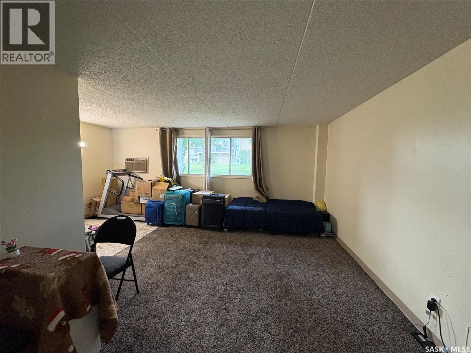 11 35 Centennial STREET — photo 4