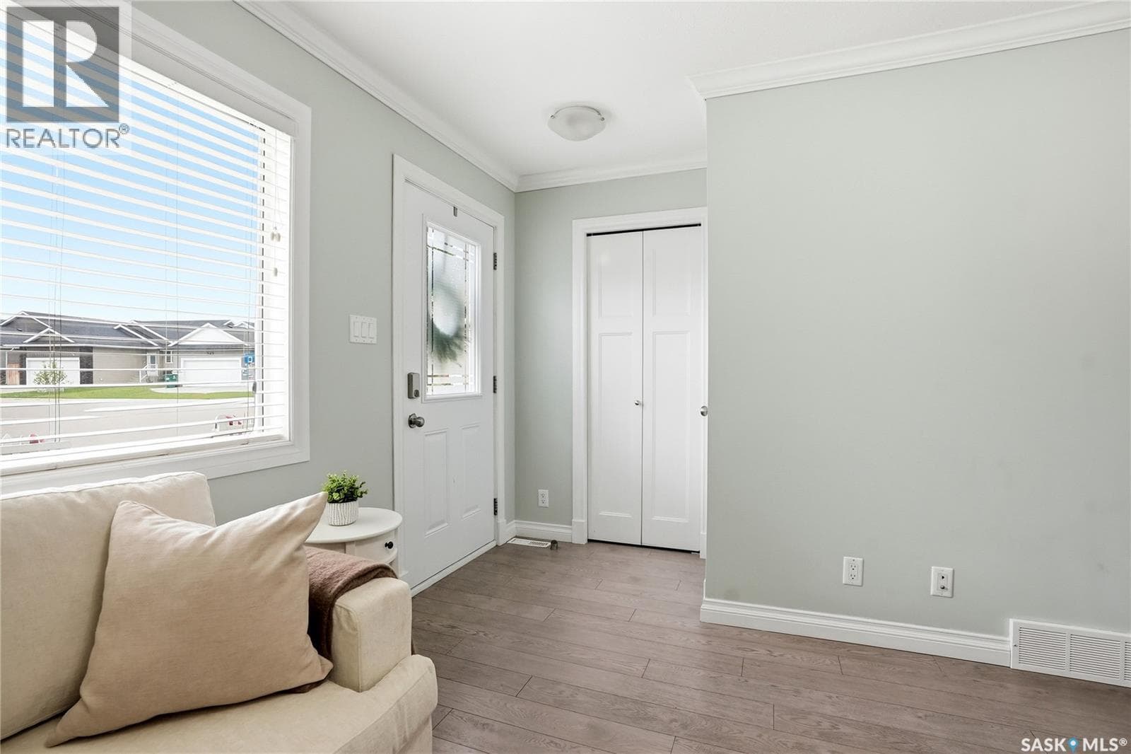 409 225 Hassard CLOSE — photo 5