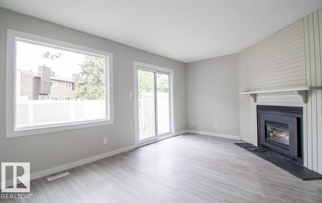 3129 139 AV NW — photo 2
