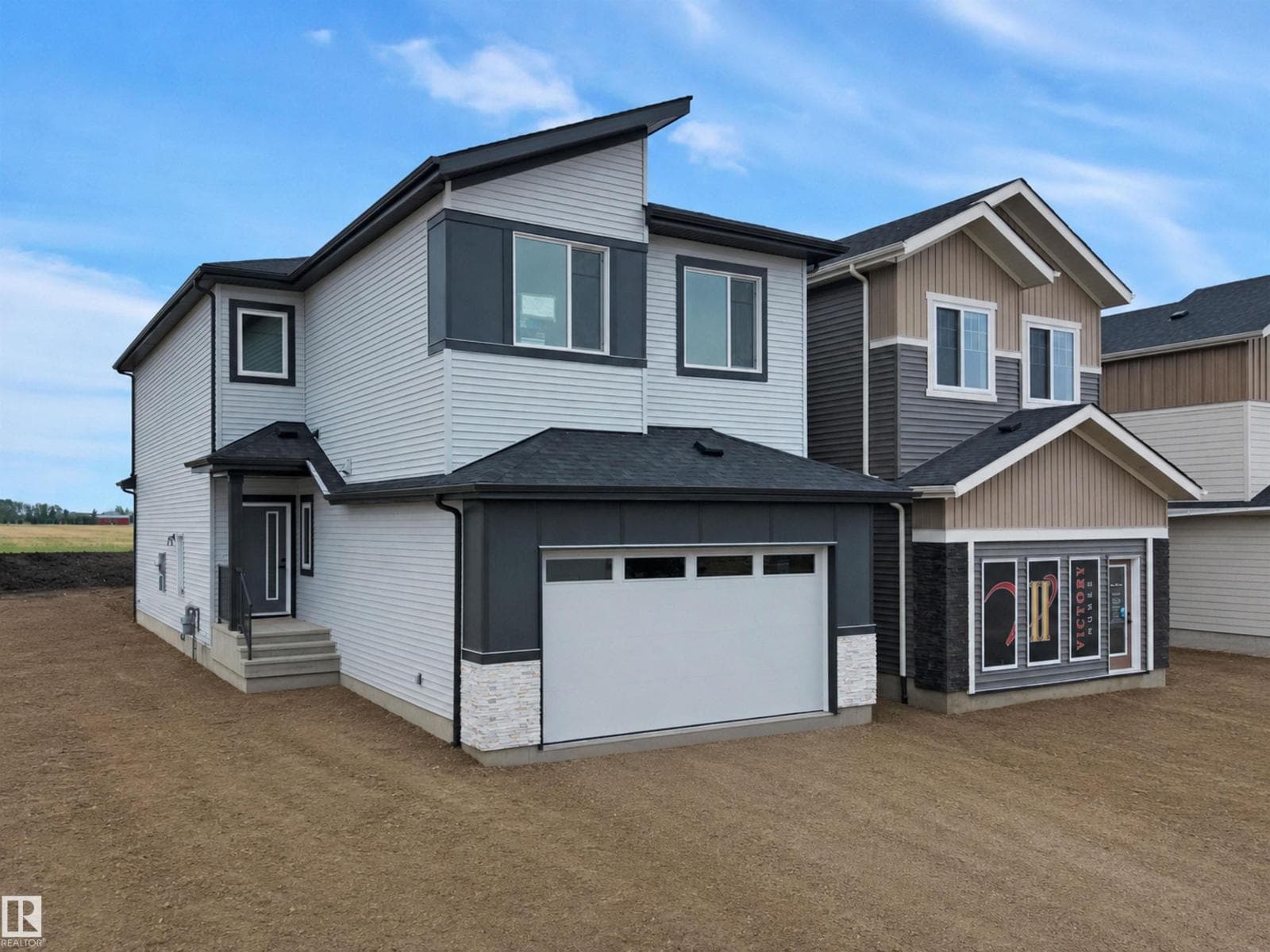 700 Bank DR — photo 2