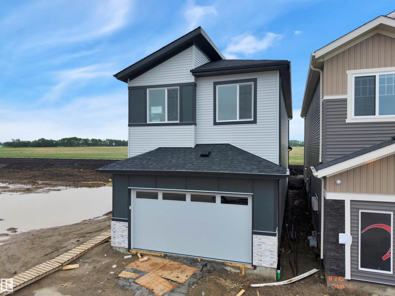 700 Bank DR — photo 4
