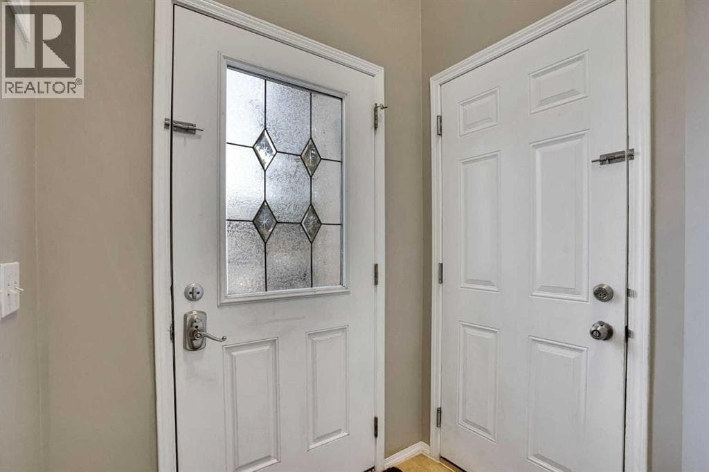 170 Citadel Gardens NW — photo 3
