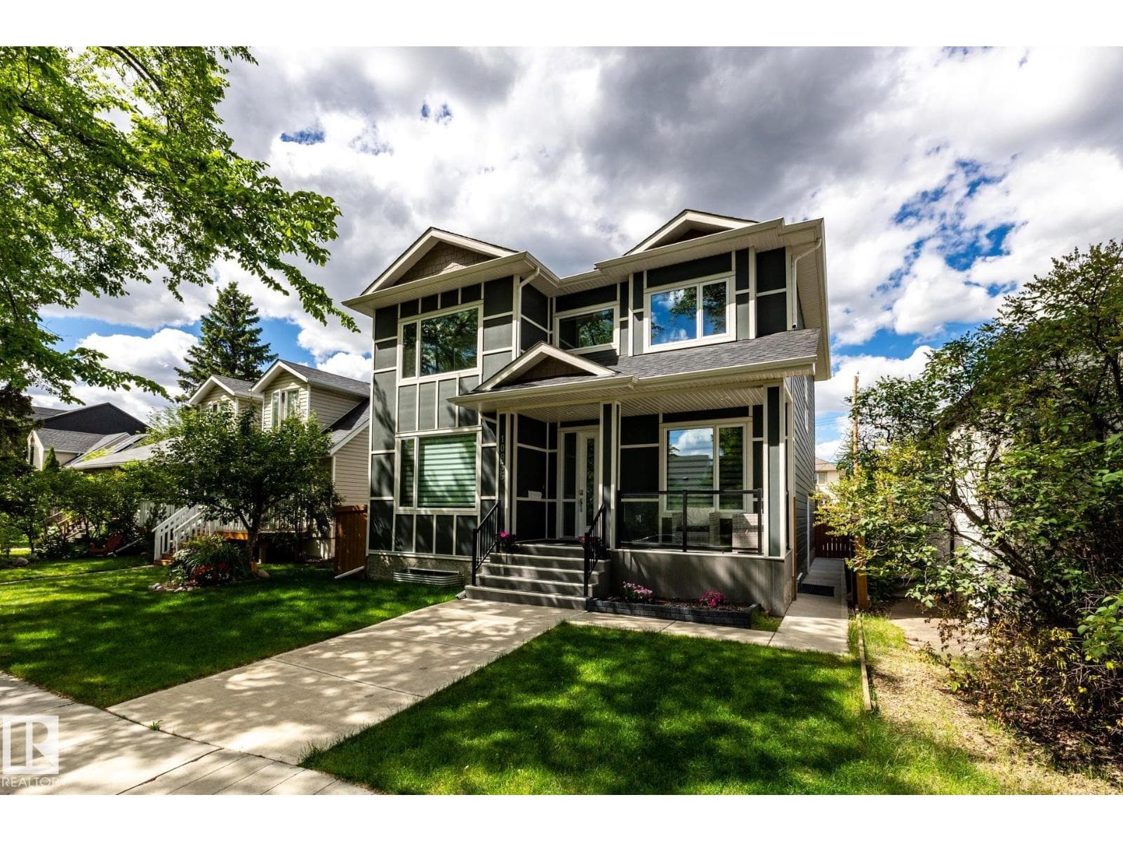 10936 71 AV NW — photo 2
