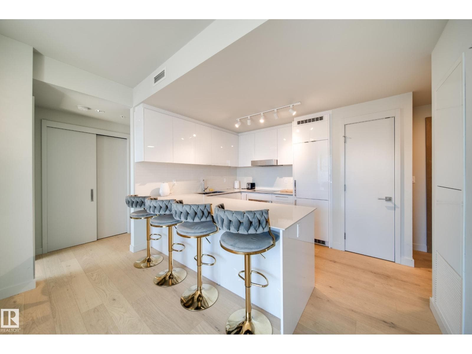 #3505 10360 102 ST NW — photo 4