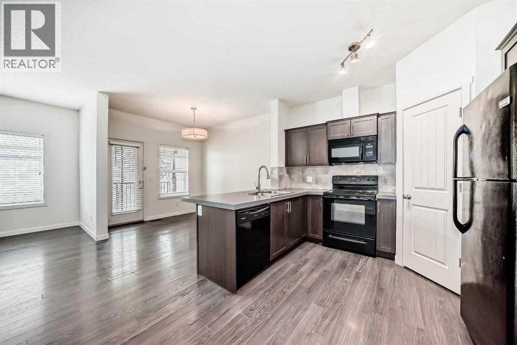 76 Copperpond Landing SE — photo 2