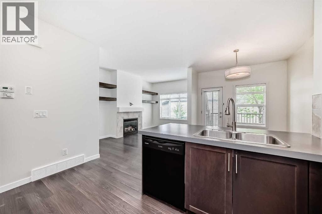 76 Copperpond Landing SE — photo 3