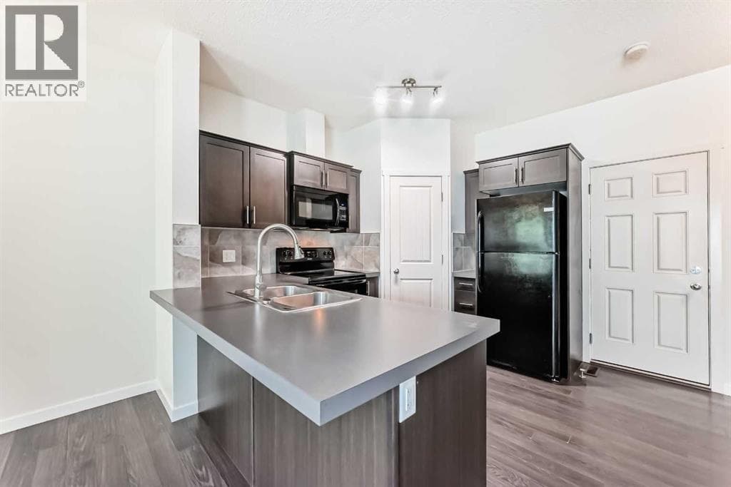 76 Copperpond Landing SE — photo 4