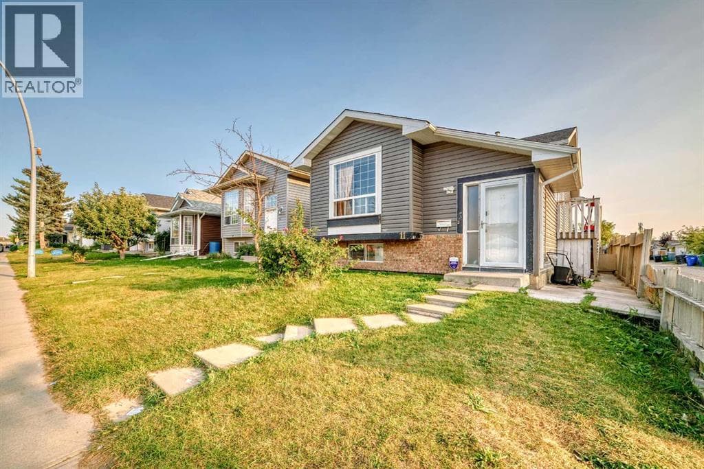 11 Martinwood Road NE — photo 4