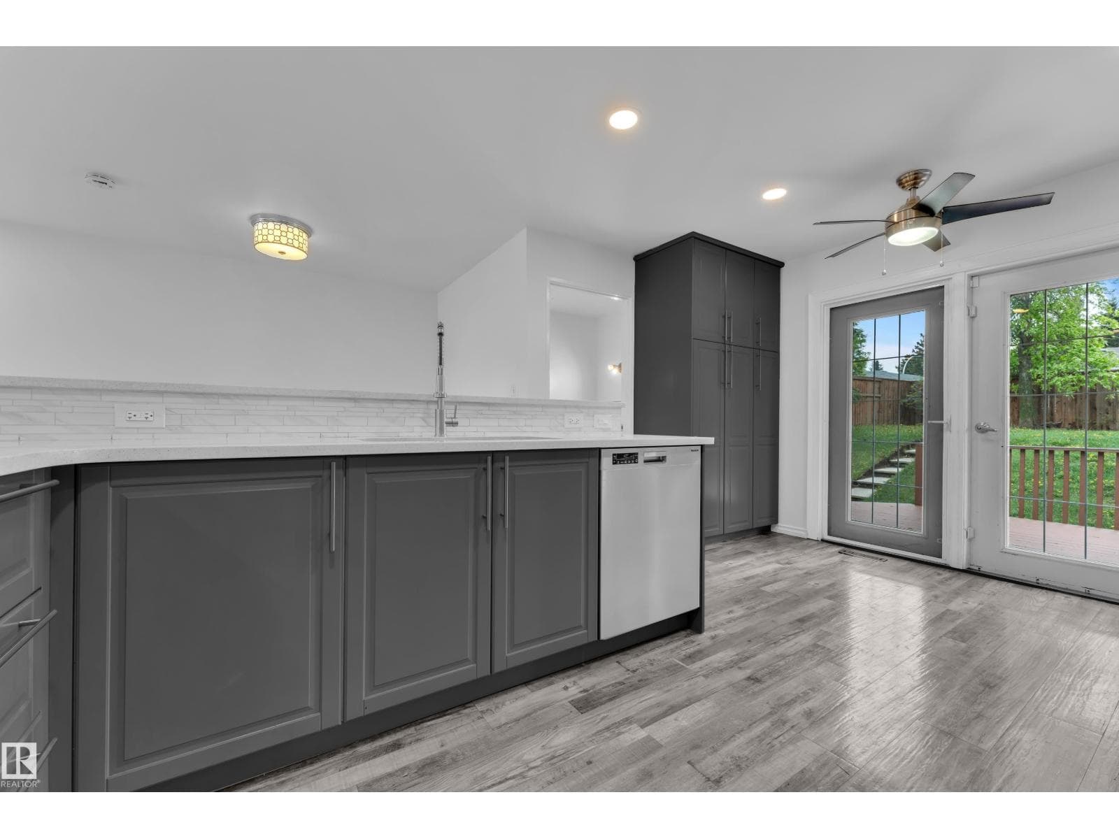 47 GALLOWAY Drive — photo 5