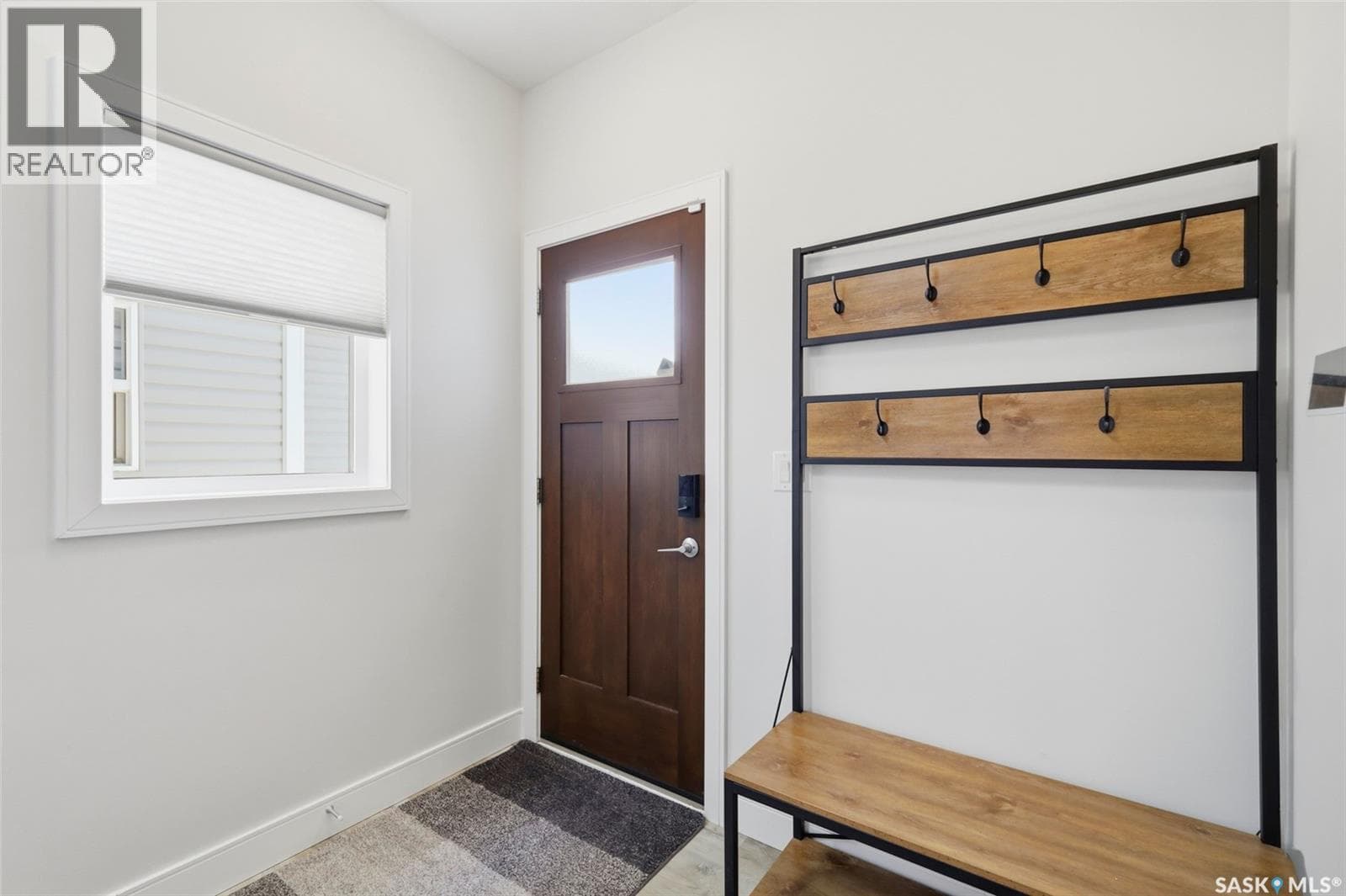 263 Skopik CRESCENT — photo 3
