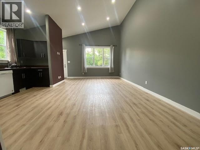 1841 Connaught STREET — photo 2
