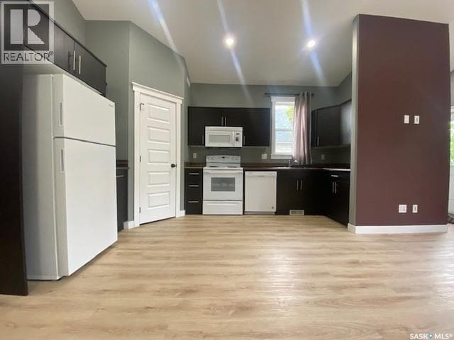 1841 Connaught STREET — photo 4