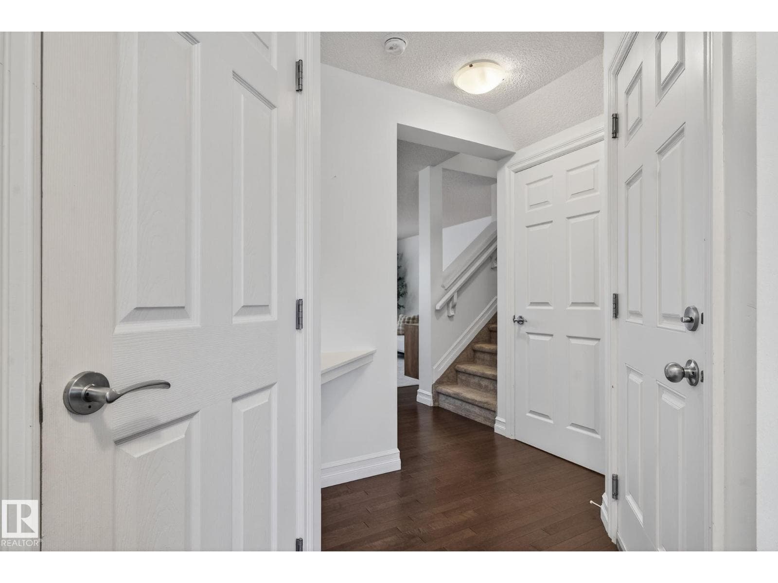 1014 162 ST SW SW — photo 3