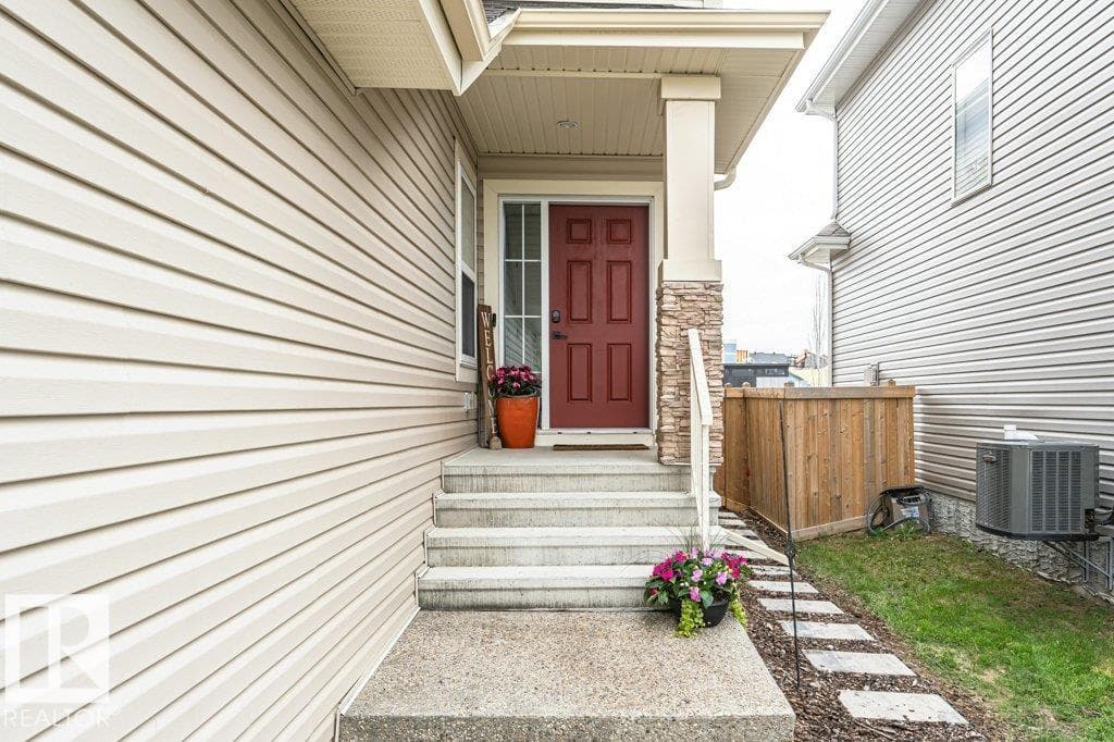 74 ELLICE BN — photo 3