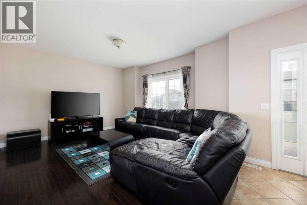 225 Sparrow Hawk Drive — photo 4