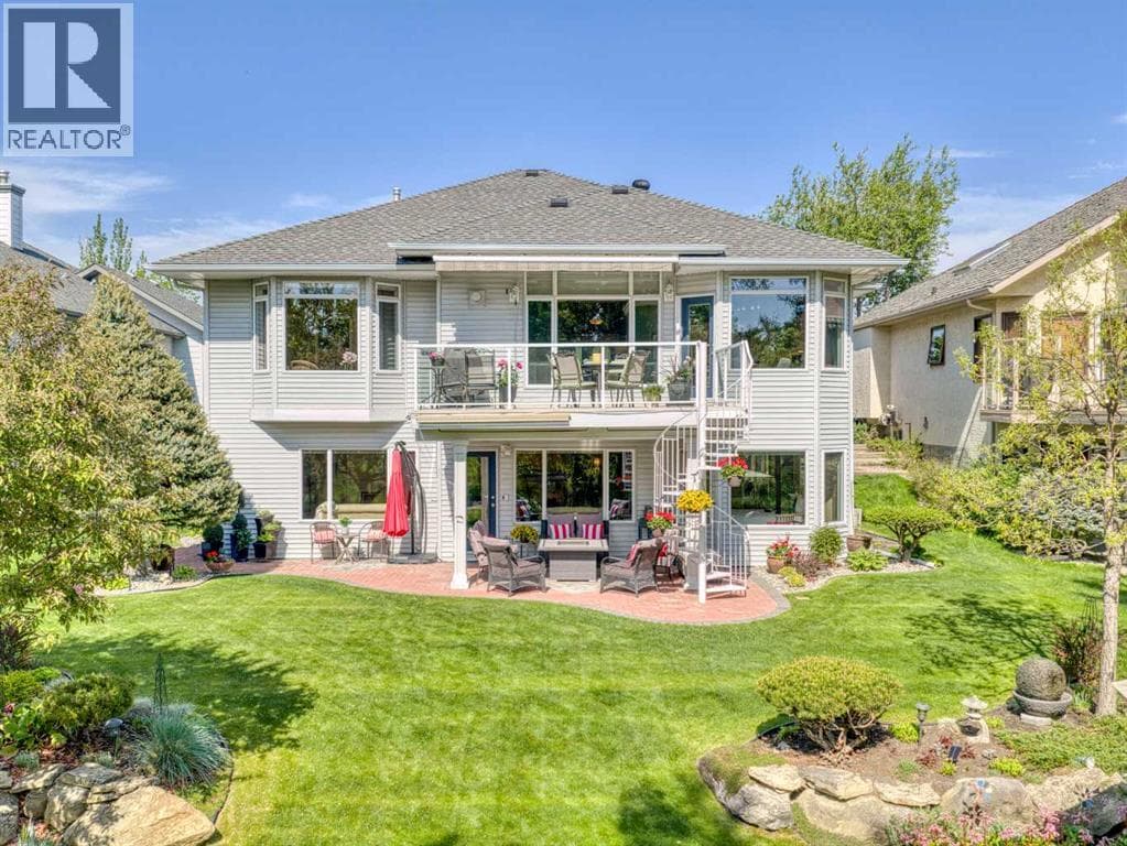 2171 Douglasbank Crescent SE — photo 3