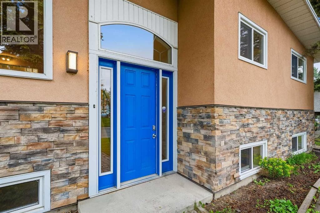 803 Millar Road NE — photo 3
