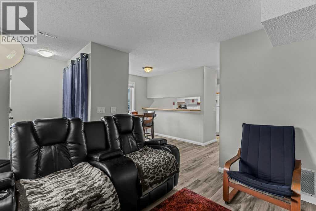111, 1206 Bow Valley Trail — photo 4
